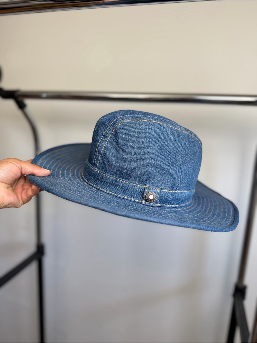 Levi's Rodeo Hat Denim Wide-Brim Sun Hat in Blue